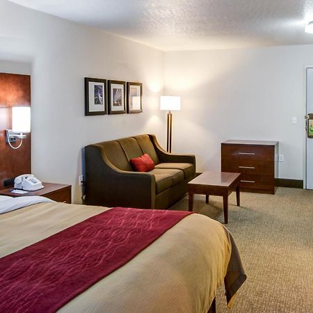 Comfort Inn Redding Near I-5 Εξωτερικό φωτογραφία