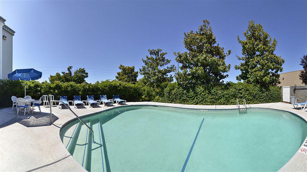 Comfort Inn Redding Near I-5 Εξωτερικό φωτογραφία